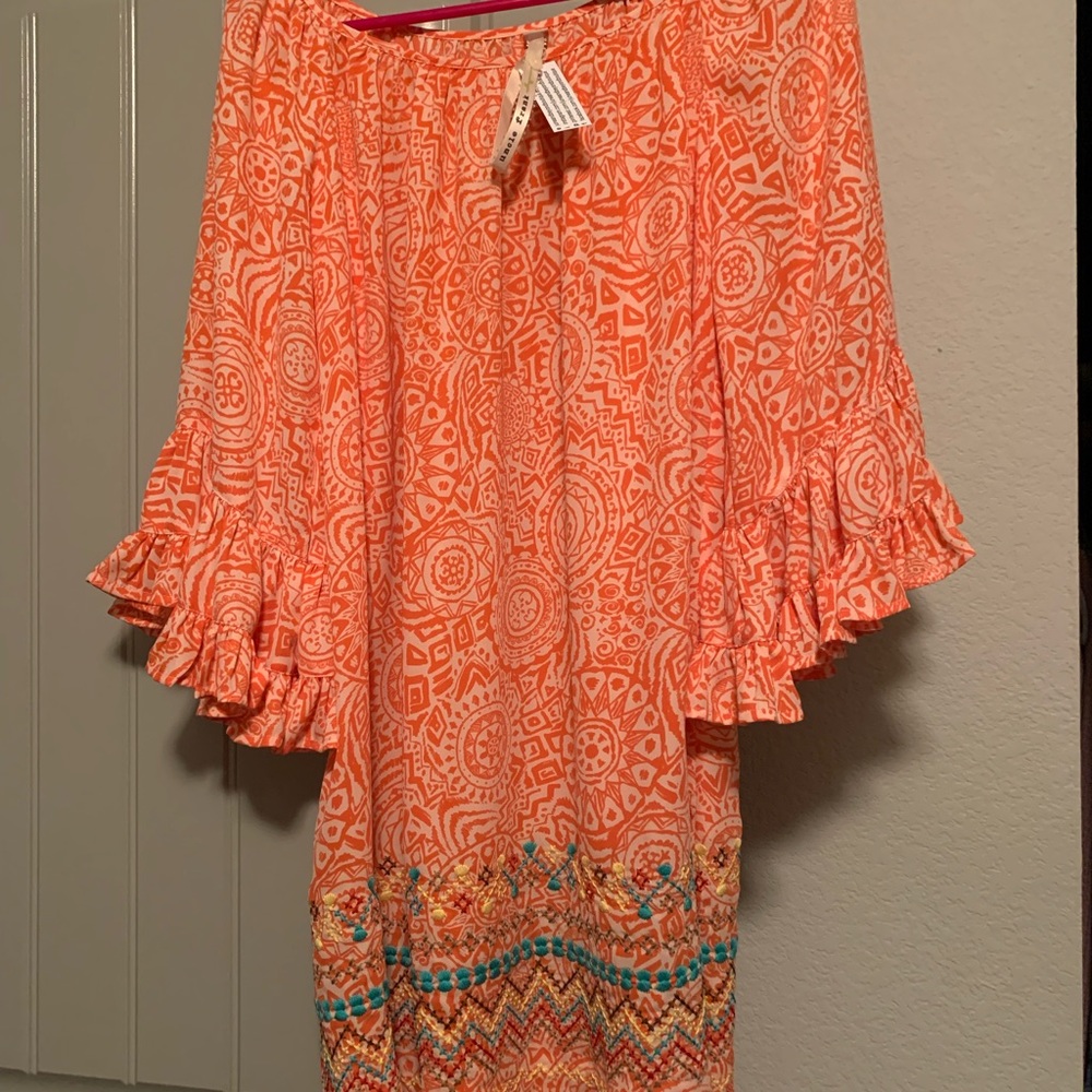 3/4 bell sleeve mid dress